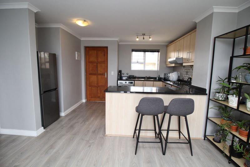 2 Bedroom Property for Sale in Tyger Valley Western Cape